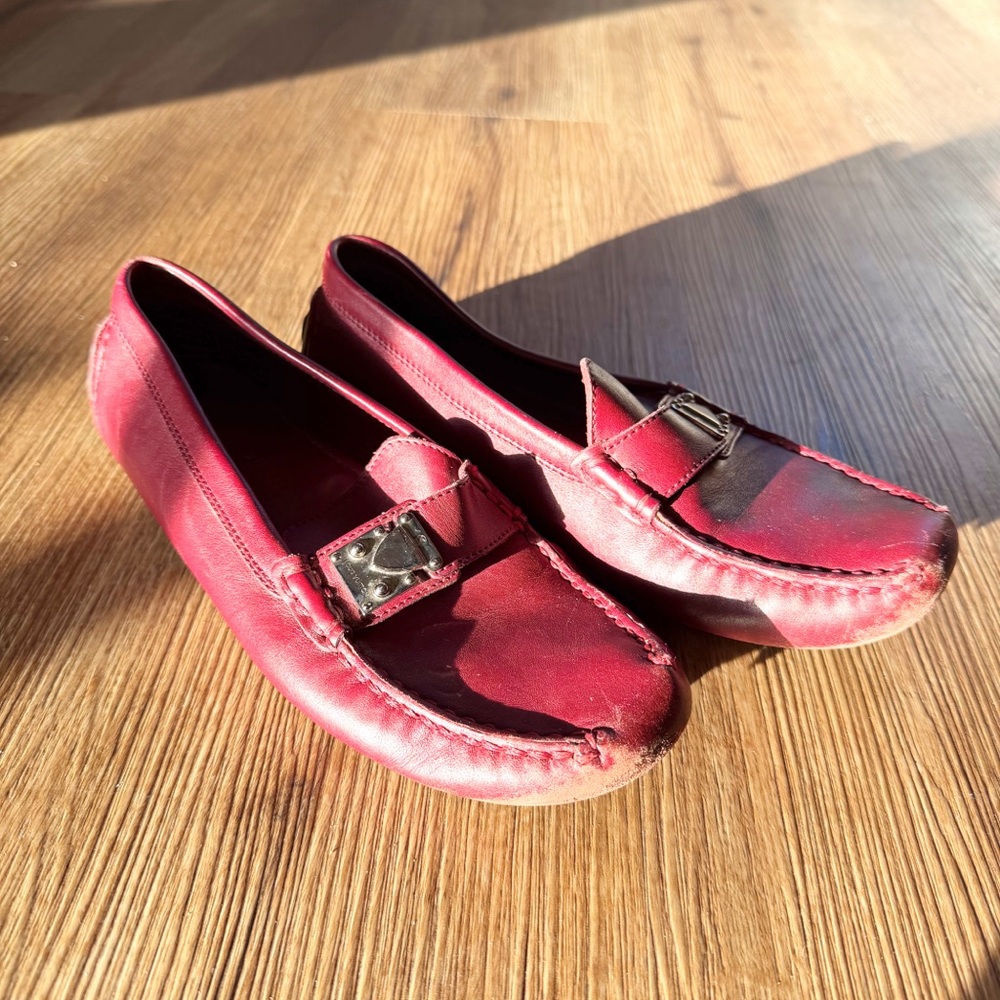 Louis Vuitton Women's Burgundy Moccasins Size 36 (US 6) Designer Fashion